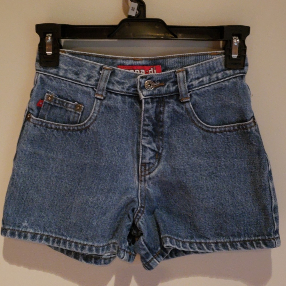 Girls shorts